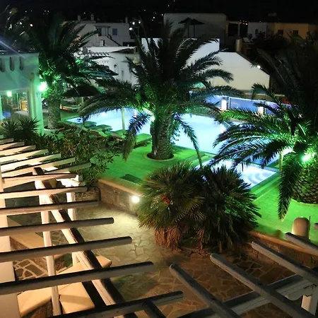 Hotel Petinaros 4*