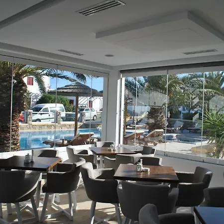Hotel Petinaros 4*